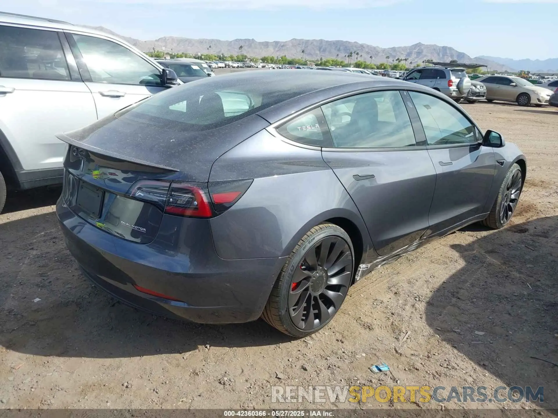 4 Photograph of a damaged car 5YJ3E1EC0NF165739 TESLA MODEL 3 2022