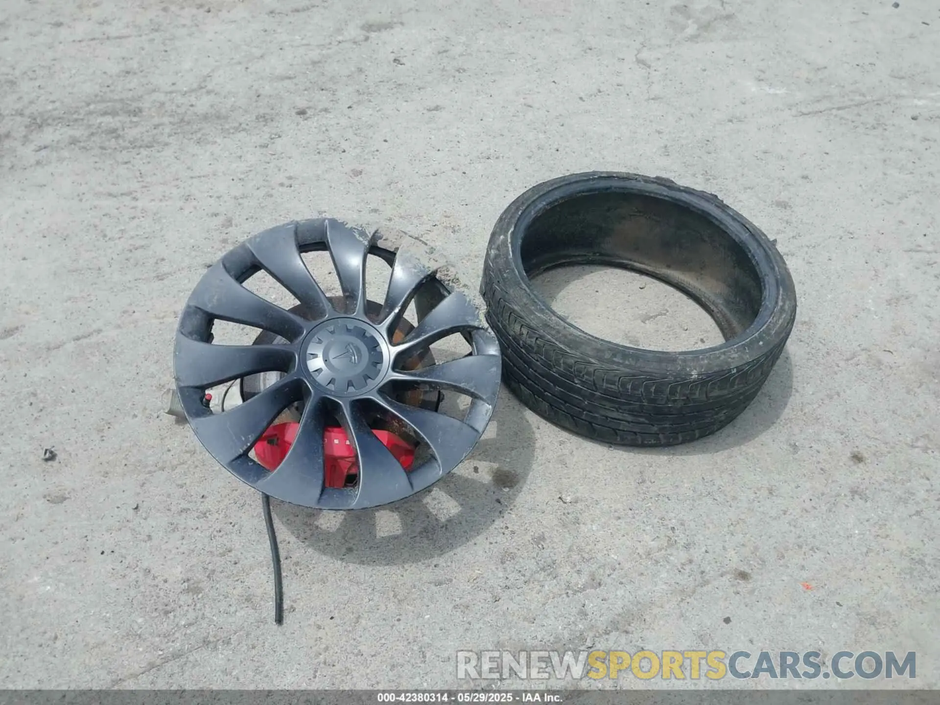 11 Photograph of a damaged car 5YJ3E1EC0NF174232 TESLA MODEL 3 2022
