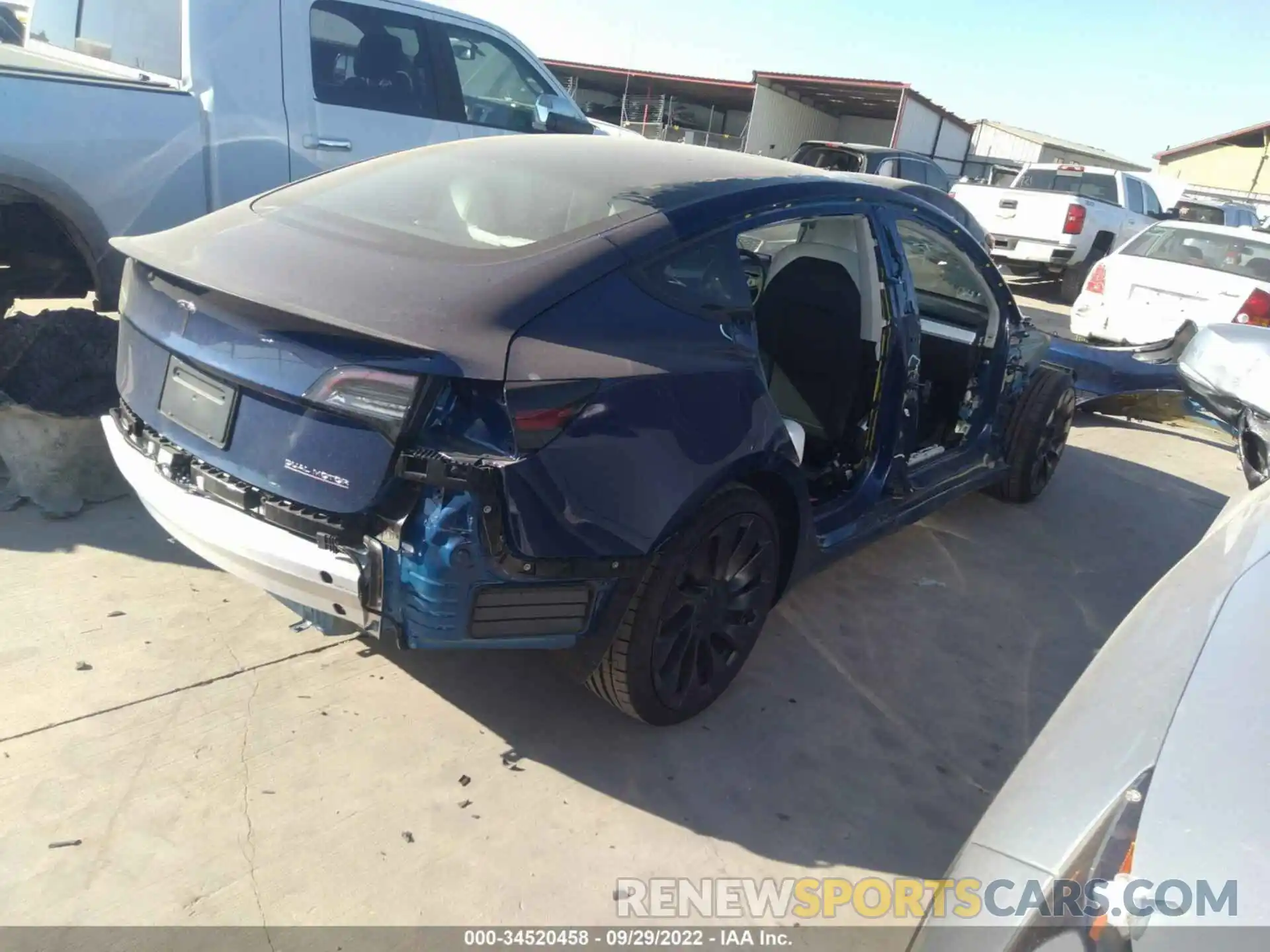 4 Photograph of a damaged car 5YJ3E1EC0NF237944 TESLA MODEL 3 2022