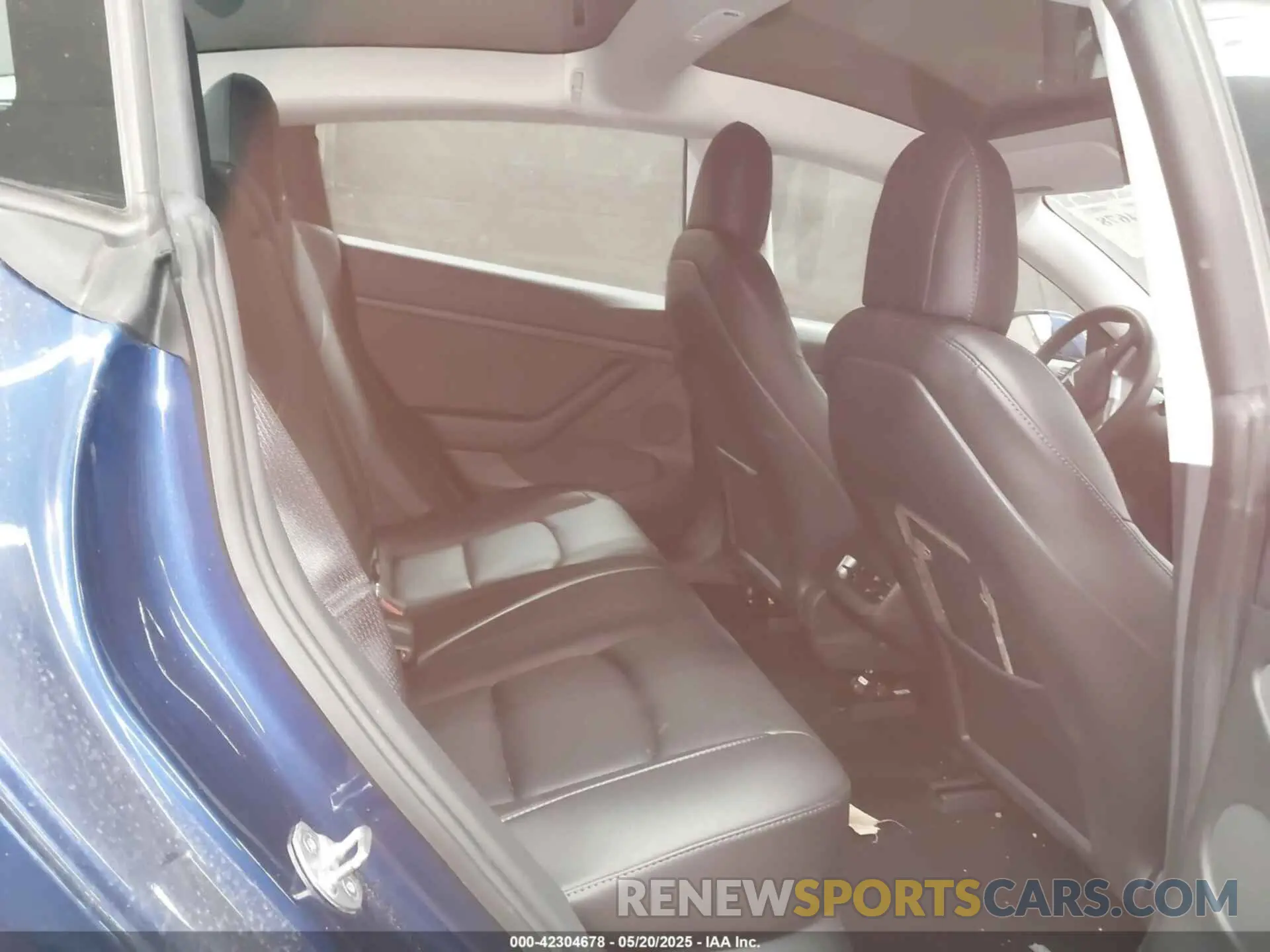 8 Photograph of a damaged car 5YJ3E1EC1NF104786 TESLA MODEL 3 2022