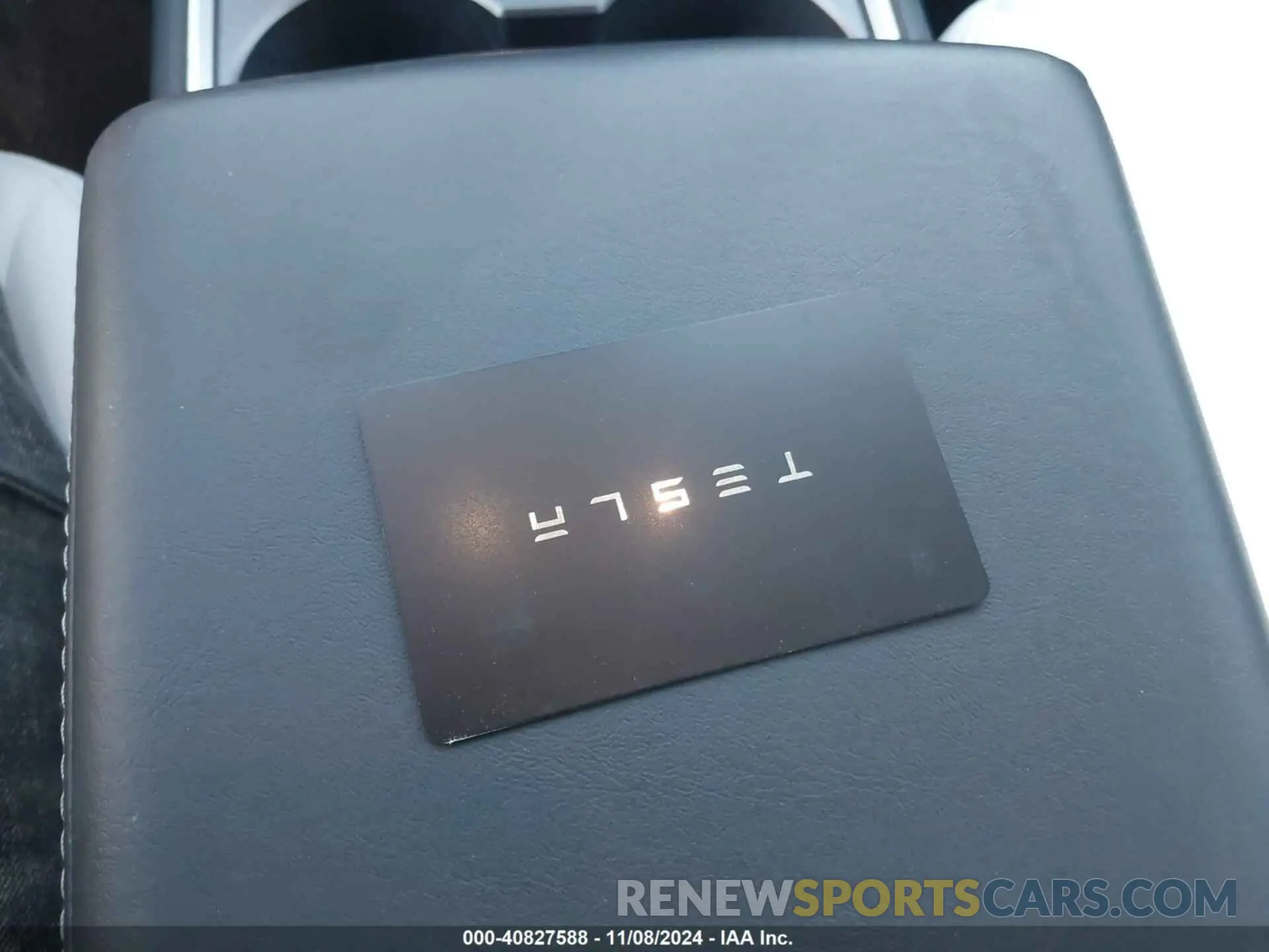 11 Photograph of a damaged car 5YJ3E1EC1NF163191 TESLA MODEL 3 2022