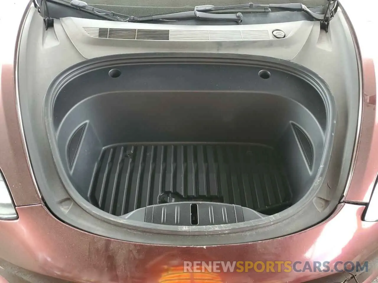 12 Photograph of a damaged car 5YJ3E1EC1NF170240 TESLA MODEL 3 2022