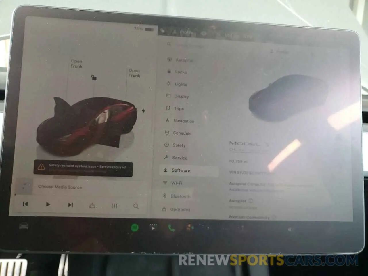 9 Photograph of a damaged car 5YJ3E1EC1NF170240 TESLA MODEL 3 2022