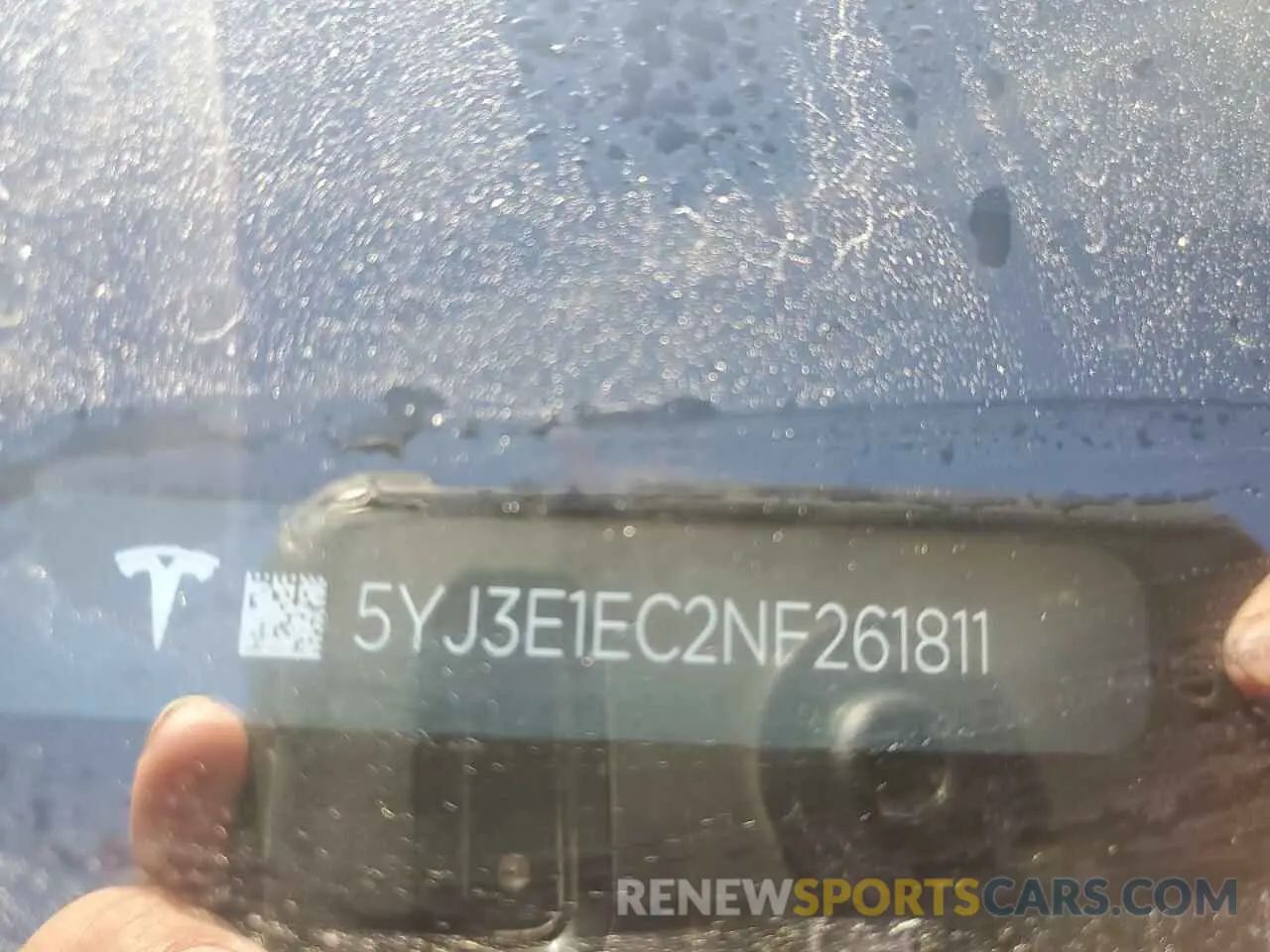 12 Photograph of a damaged car 5YJ3E1EC2NF261811 TESLA MODEL 3 2022