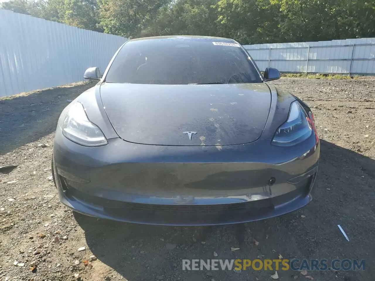 5 Photograph of a damaged car 5YJ3E1EC2NF261811 TESLA MODEL 3 2022
