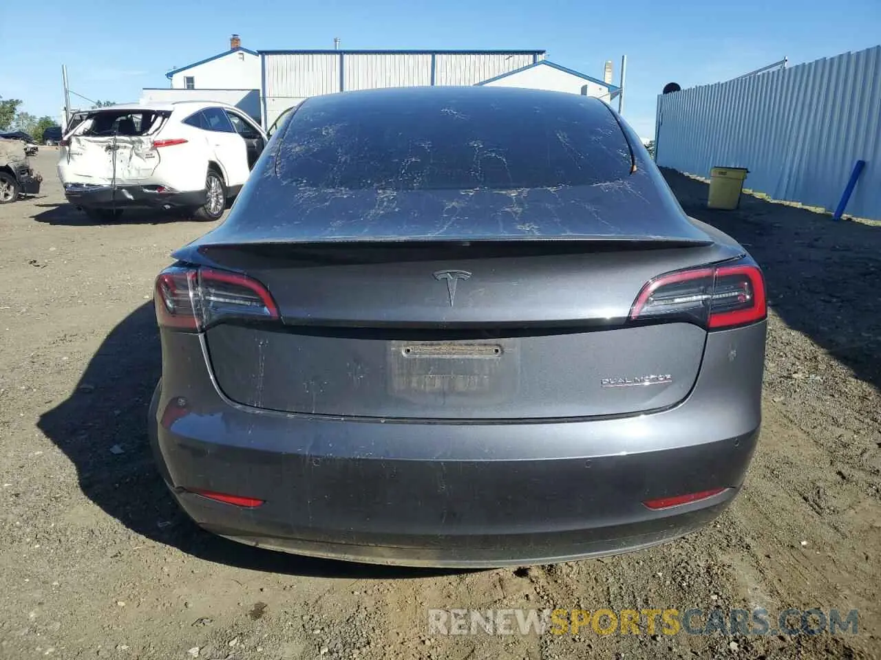 6 Photograph of a damaged car 5YJ3E1EC2NF261811 TESLA MODEL 3 2022