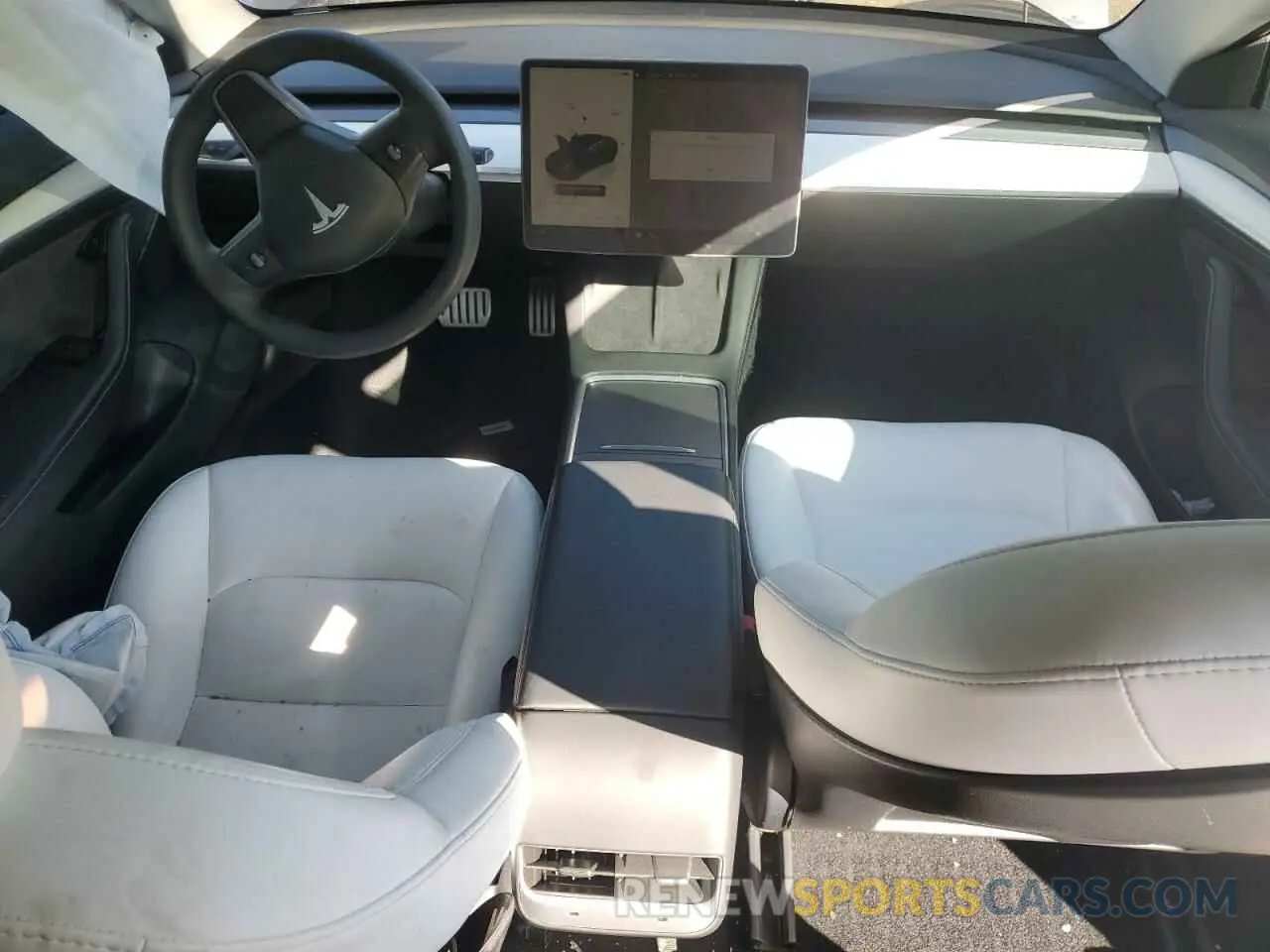 8 Photograph of a damaged car 5YJ3E1EC2NF261811 TESLA MODEL 3 2022