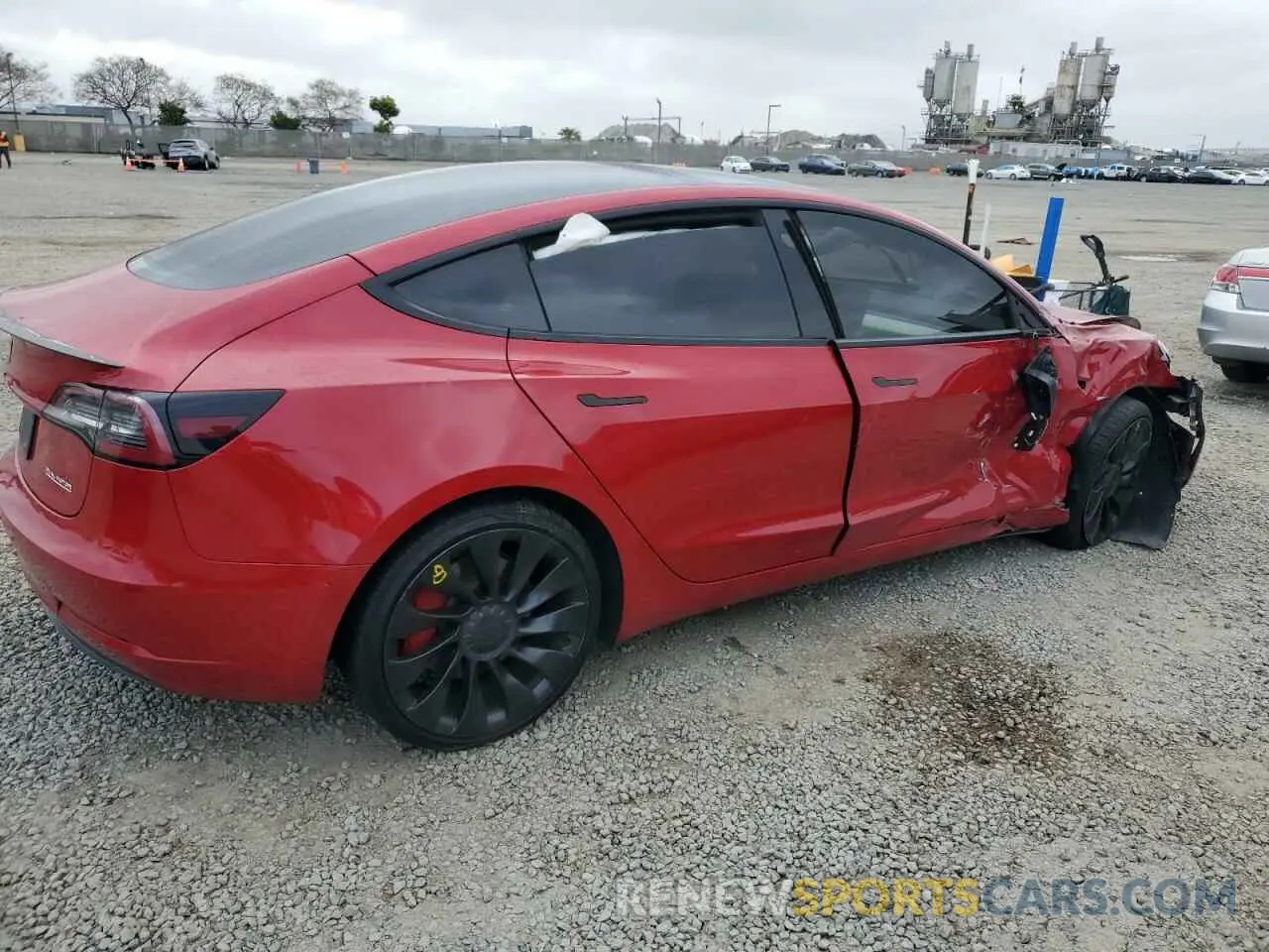 3 Photograph of a damaged car 5YJ3E1EC2NF268046 TESLA MODEL 3 2022