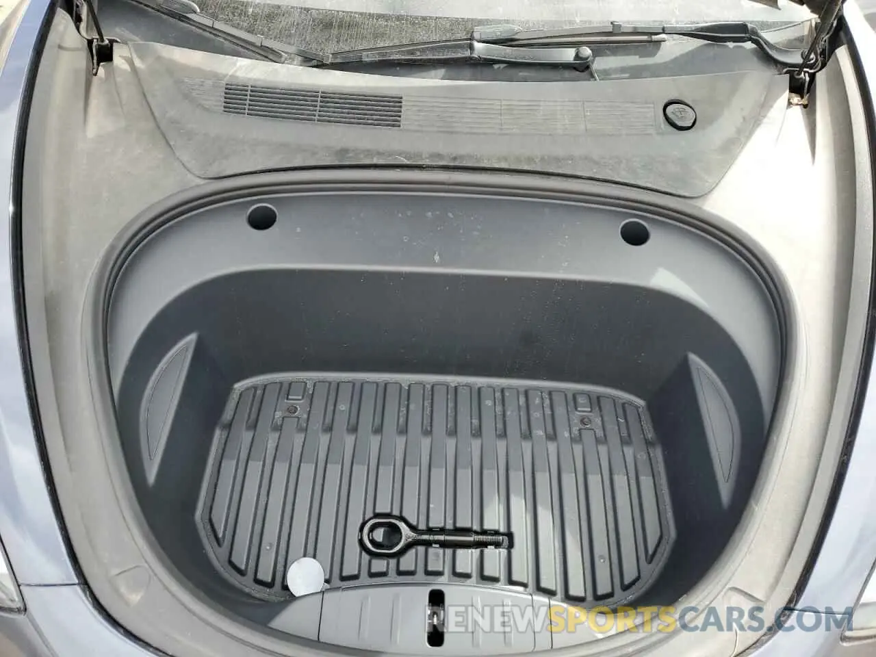 11 Photograph of a damaged car 5YJ3E1EC2NF357843 TESLA MODEL 3 2022