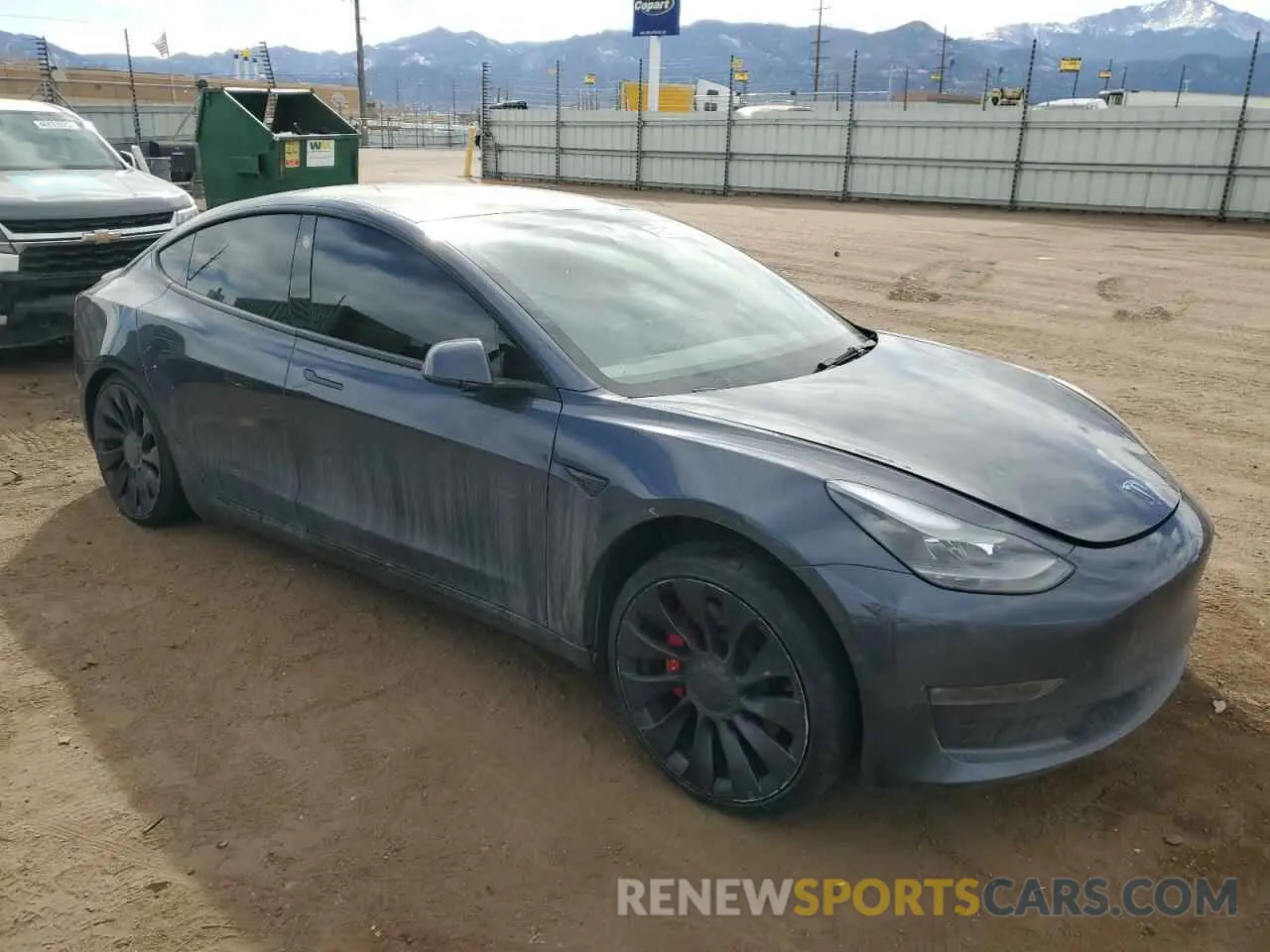 4 Photograph of a damaged car 5YJ3E1EC2NF357843 TESLA MODEL 3 2022