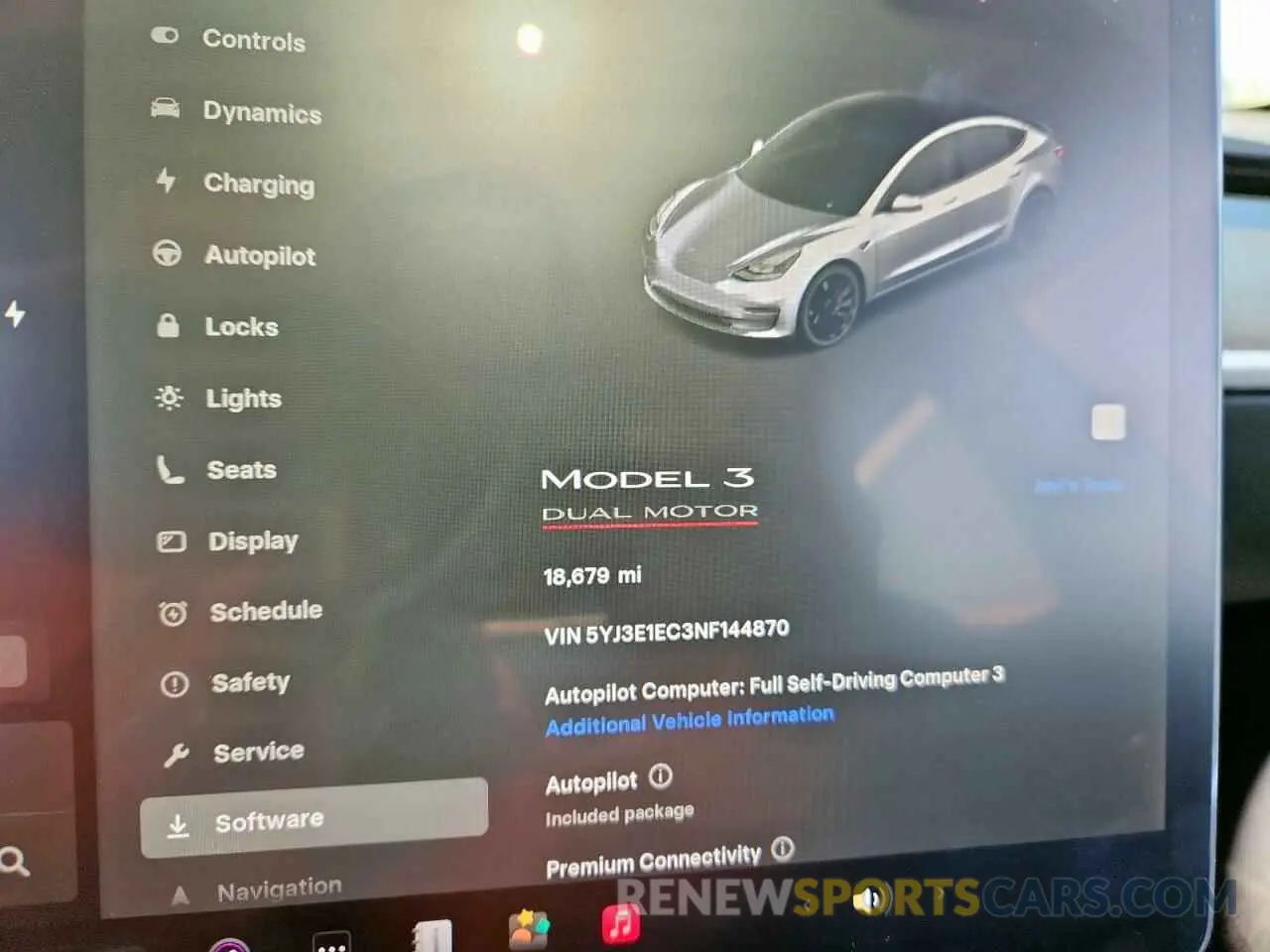 9 Photograph of a damaged car 5YJ3E1EC3NF144870 TESLA MODEL 3 2022