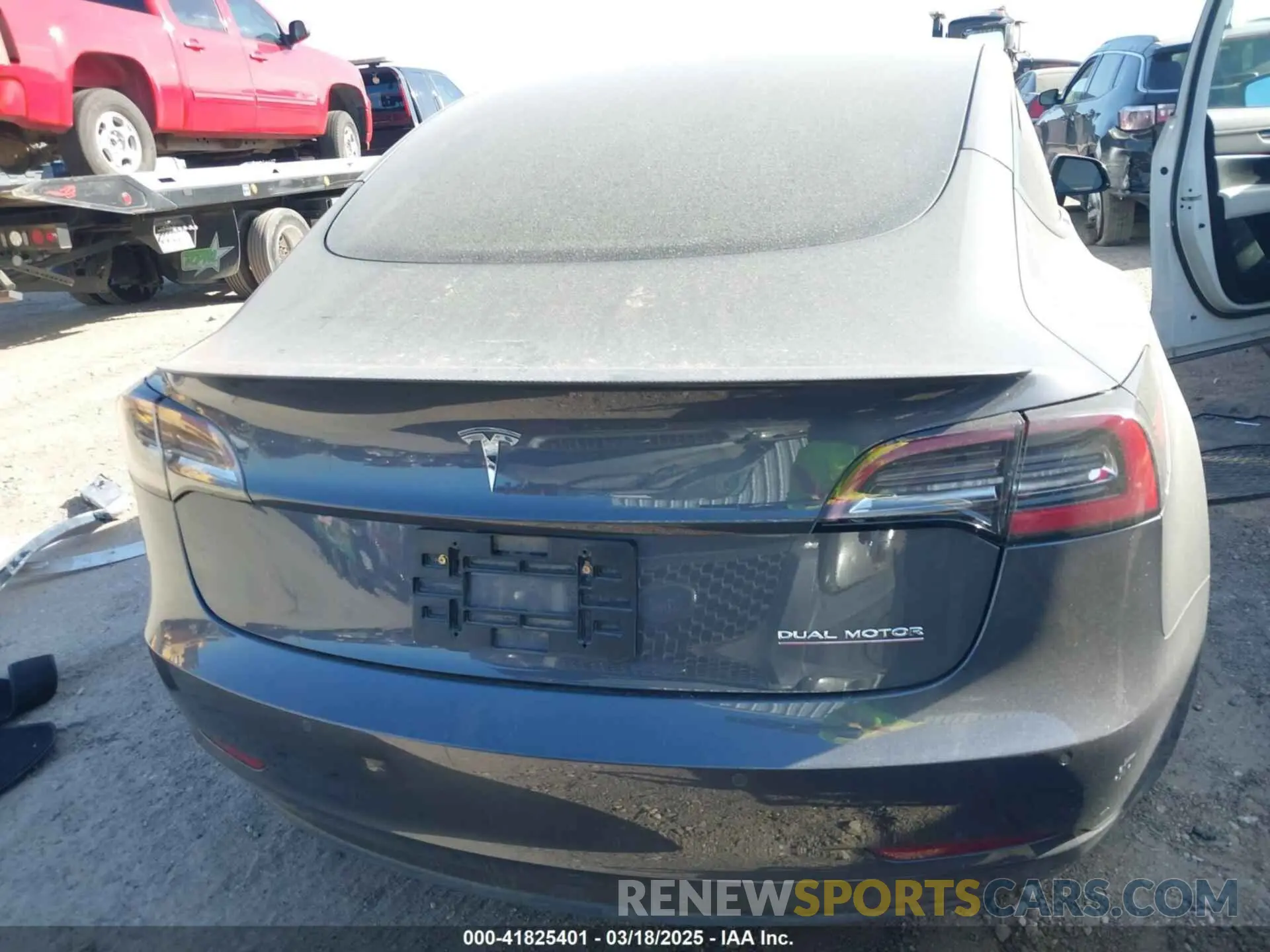 16 Photograph of a damaged car 5YJ3E1EC3NF194197 TESLA MODEL 3 2022