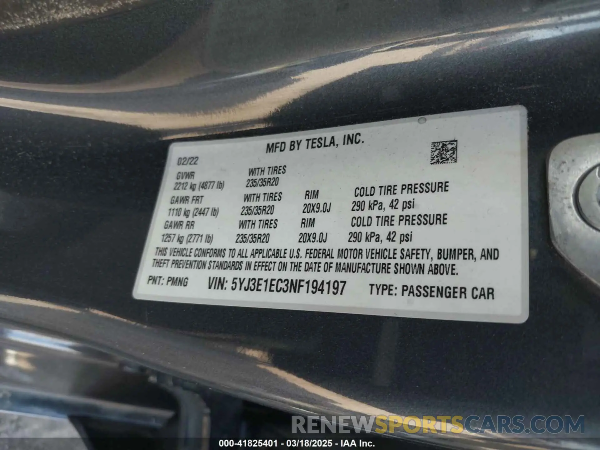 9 Photograph of a damaged car 5YJ3E1EC3NF194197 TESLA MODEL 3 2022