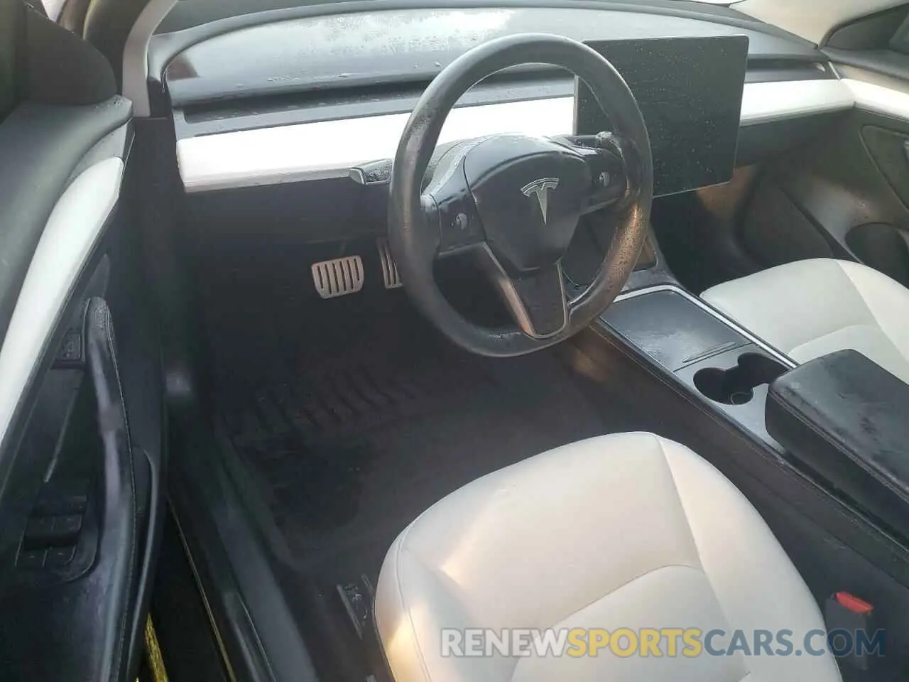 8 Photograph of a damaged car 5YJ3E1EC3NF254723 TESLA MODEL 3 2022