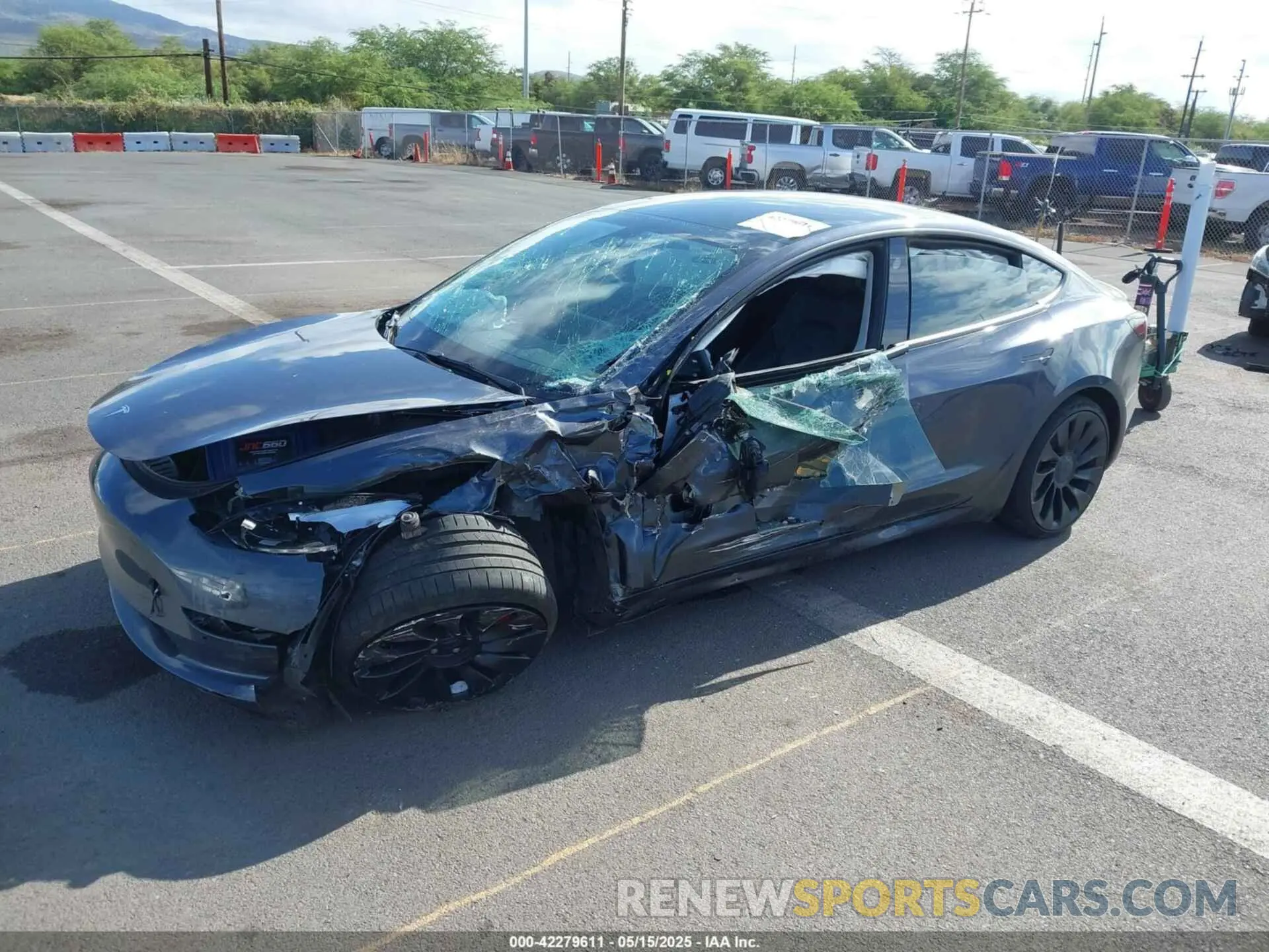 2 Photograph of a damaged car 5YJ3E1EC3NF265303 TESLA MODEL 3 2022