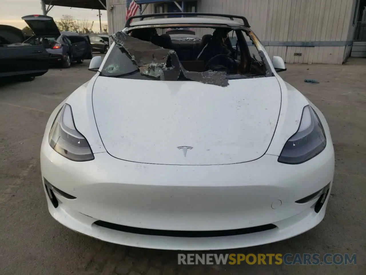 5 Photograph of a damaged car 5YJ3E1EC3NF265334 TESLA MODEL 3 2022