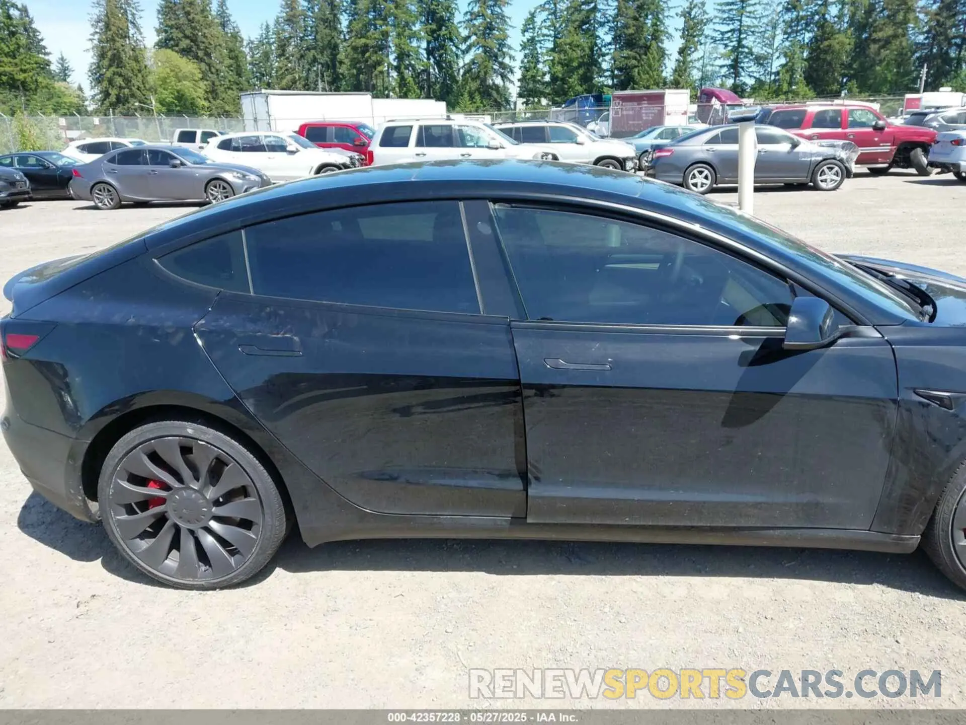 13 Photograph of a damaged car 5YJ3E1EC3NF348486 TESLA MODEL 3 2022