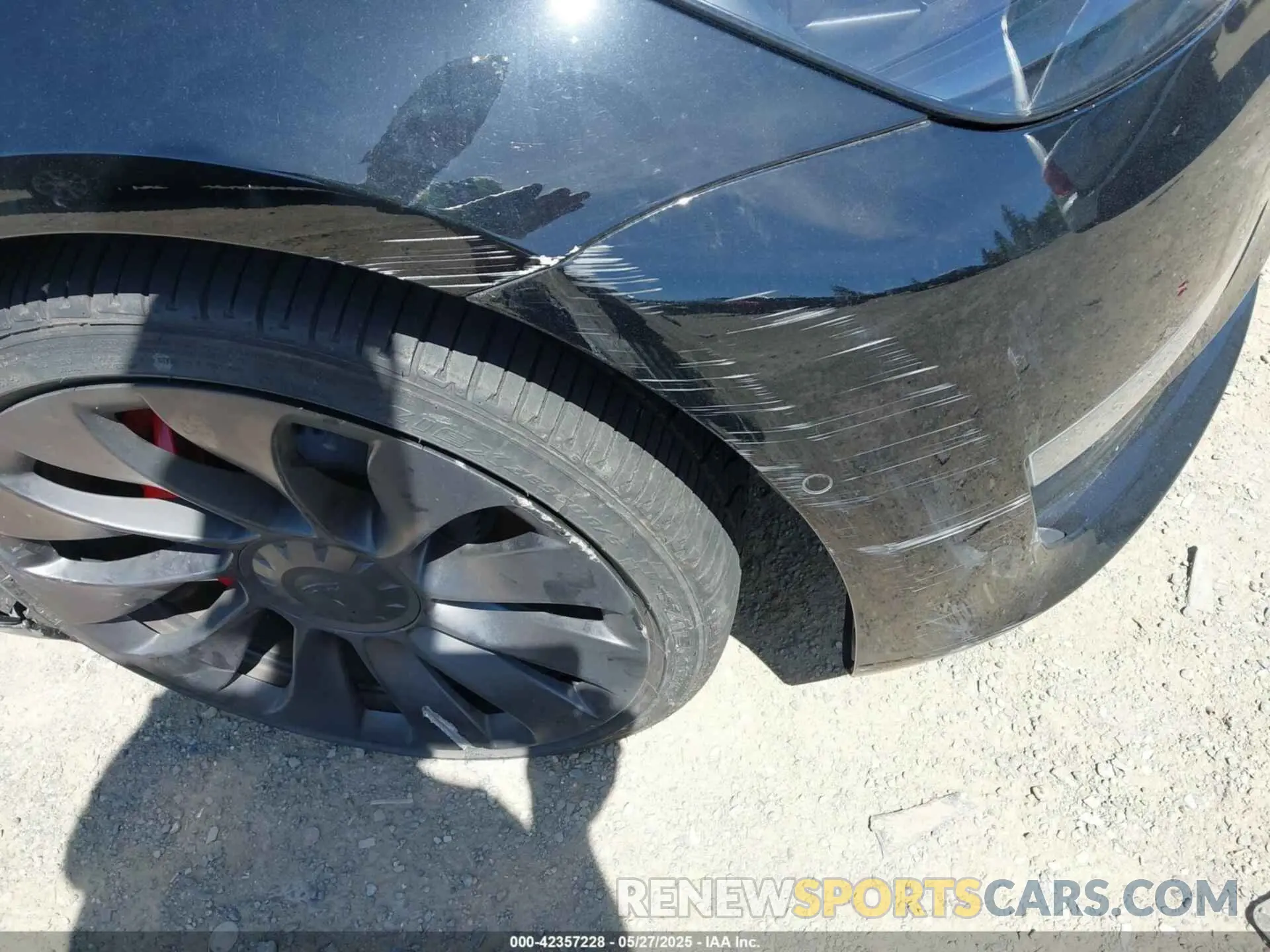 6 Photograph of a damaged car 5YJ3E1EC3NF348486 TESLA MODEL 3 2022