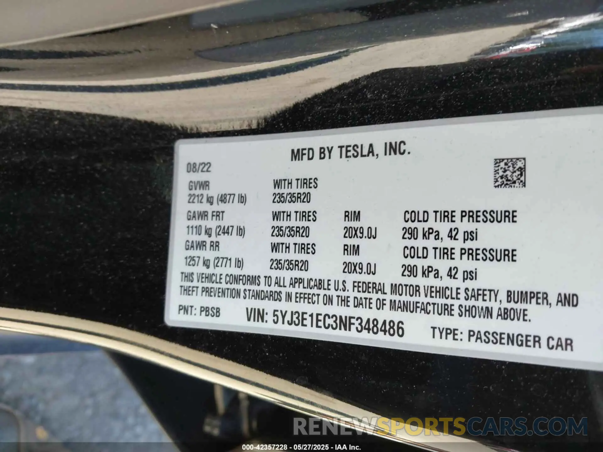 9 Photograph of a damaged car 5YJ3E1EC3NF348486 TESLA MODEL 3 2022
