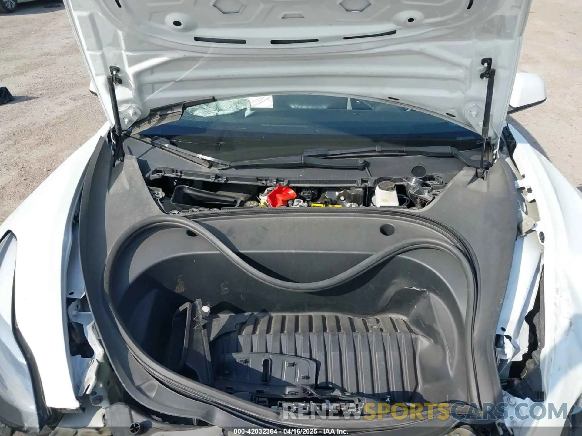10 Photograph of a damaged car 5YJ3E1EC4NF134624 TESLA MODEL 3 2022