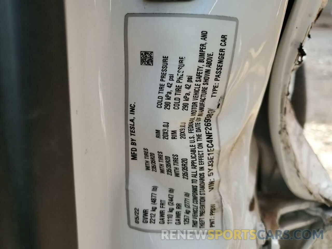 13 Photograph of a damaged car 5YJ3E1EC4NF269389 TESLA MODEL 3 2022