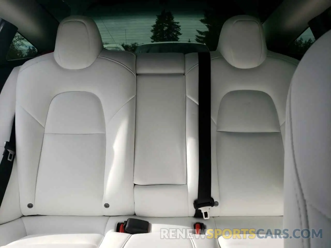 10 Photograph of a damaged car 5YJ3E1EC4NF293417 TESLA MODEL 3 2022