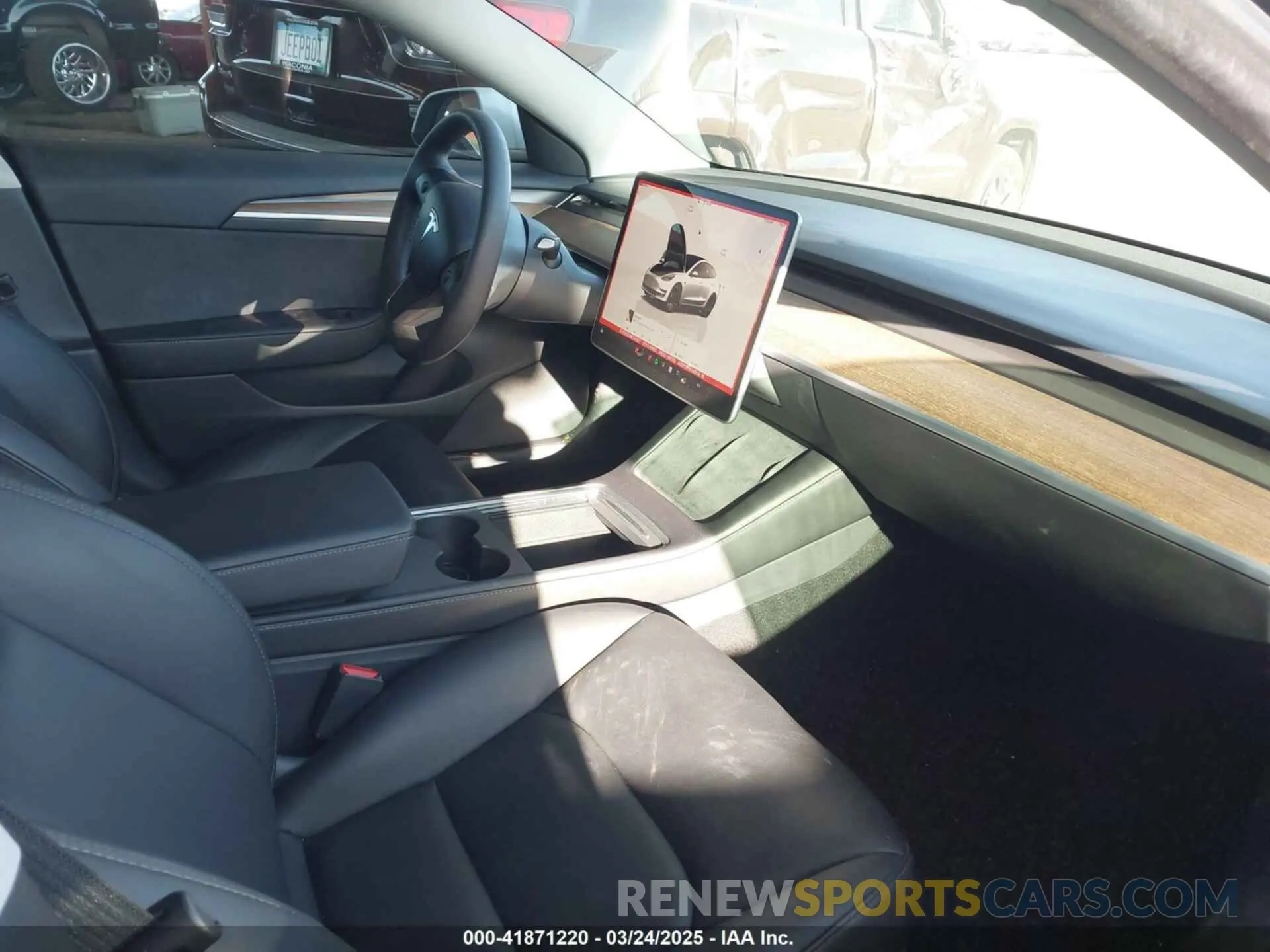 5 Photograph of a damaged car 5YJ3E1EC4NF342227 TESLA MODEL 3 2022