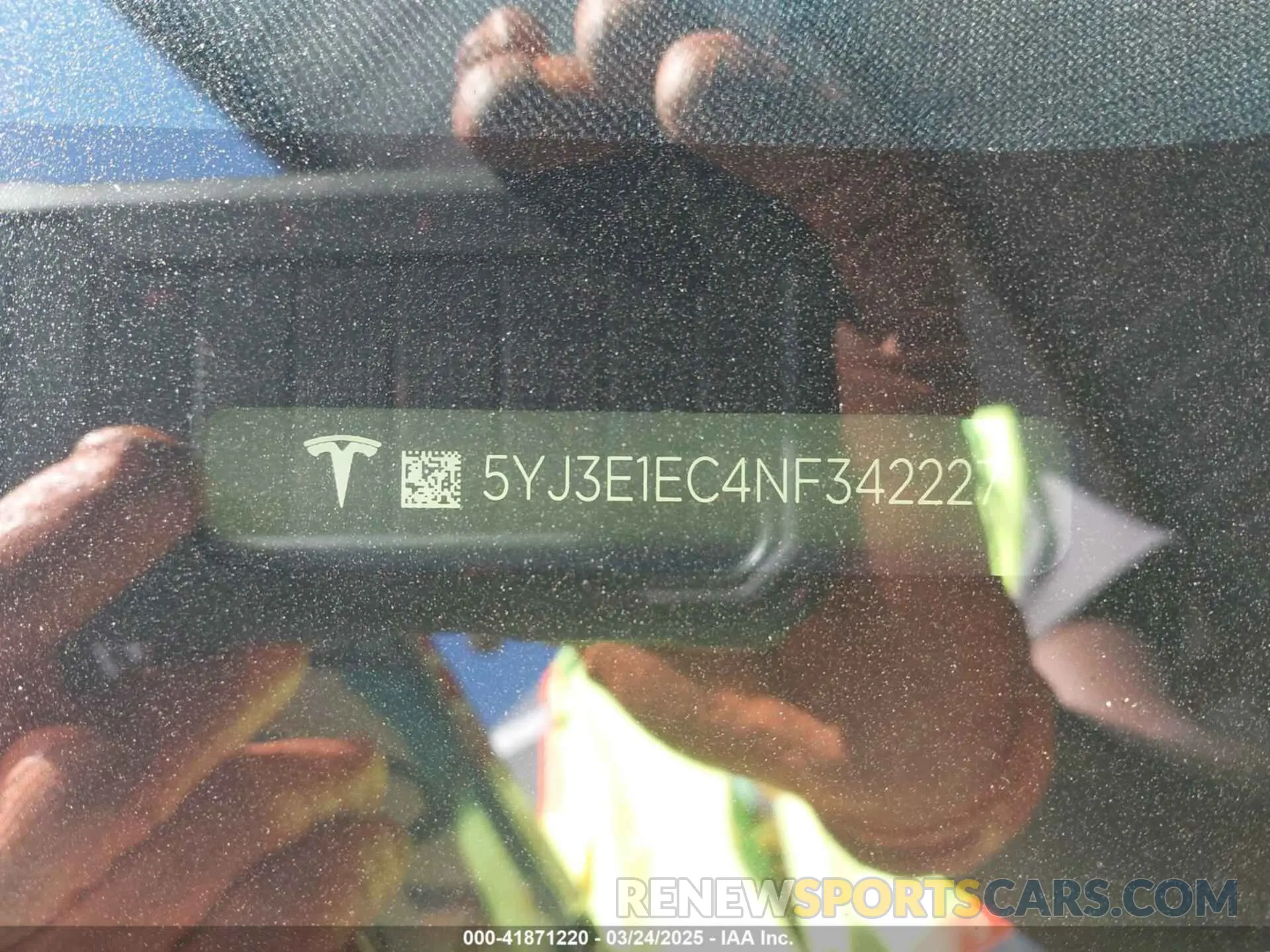 9 Photograph of a damaged car 5YJ3E1EC4NF342227 TESLA MODEL 3 2022