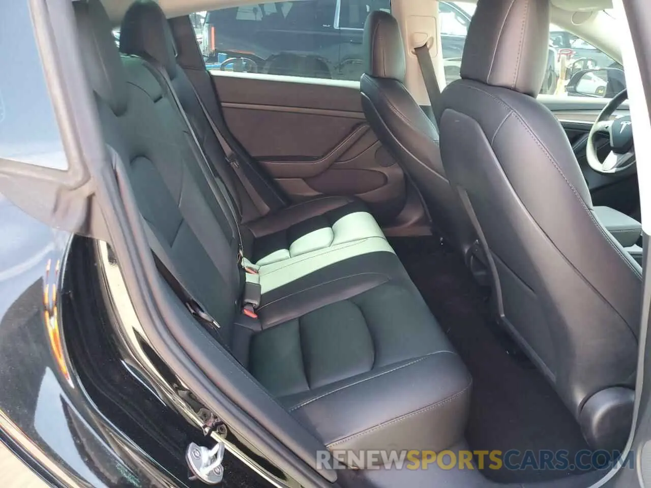 11 Photograph of a damaged car 5YJ3E1EC4NF359125 TESLA MODEL 3 2022