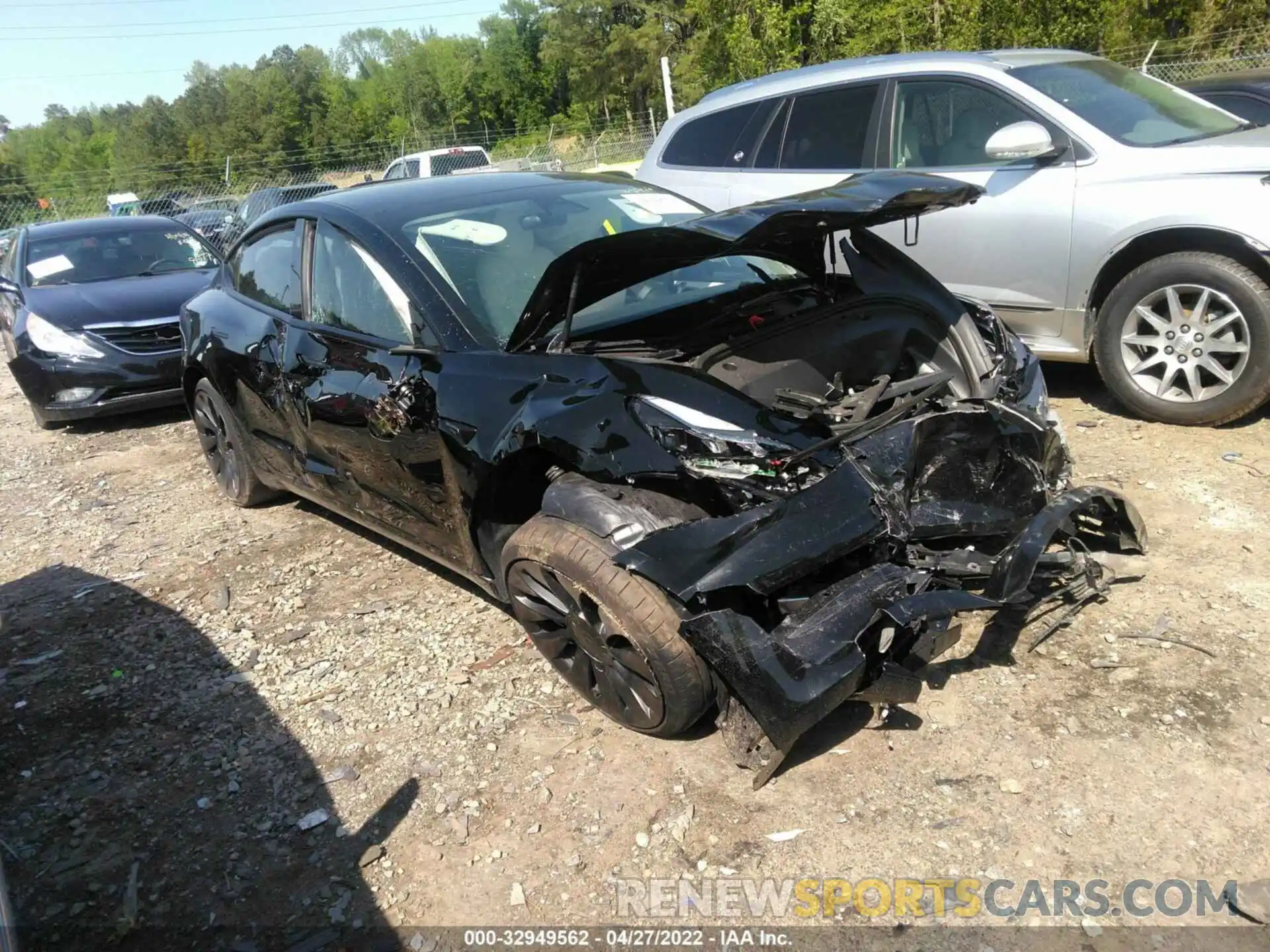 1 Photograph of a damaged car 5YJ3E1EC5NF163257 TESLA MODEL 3 2022