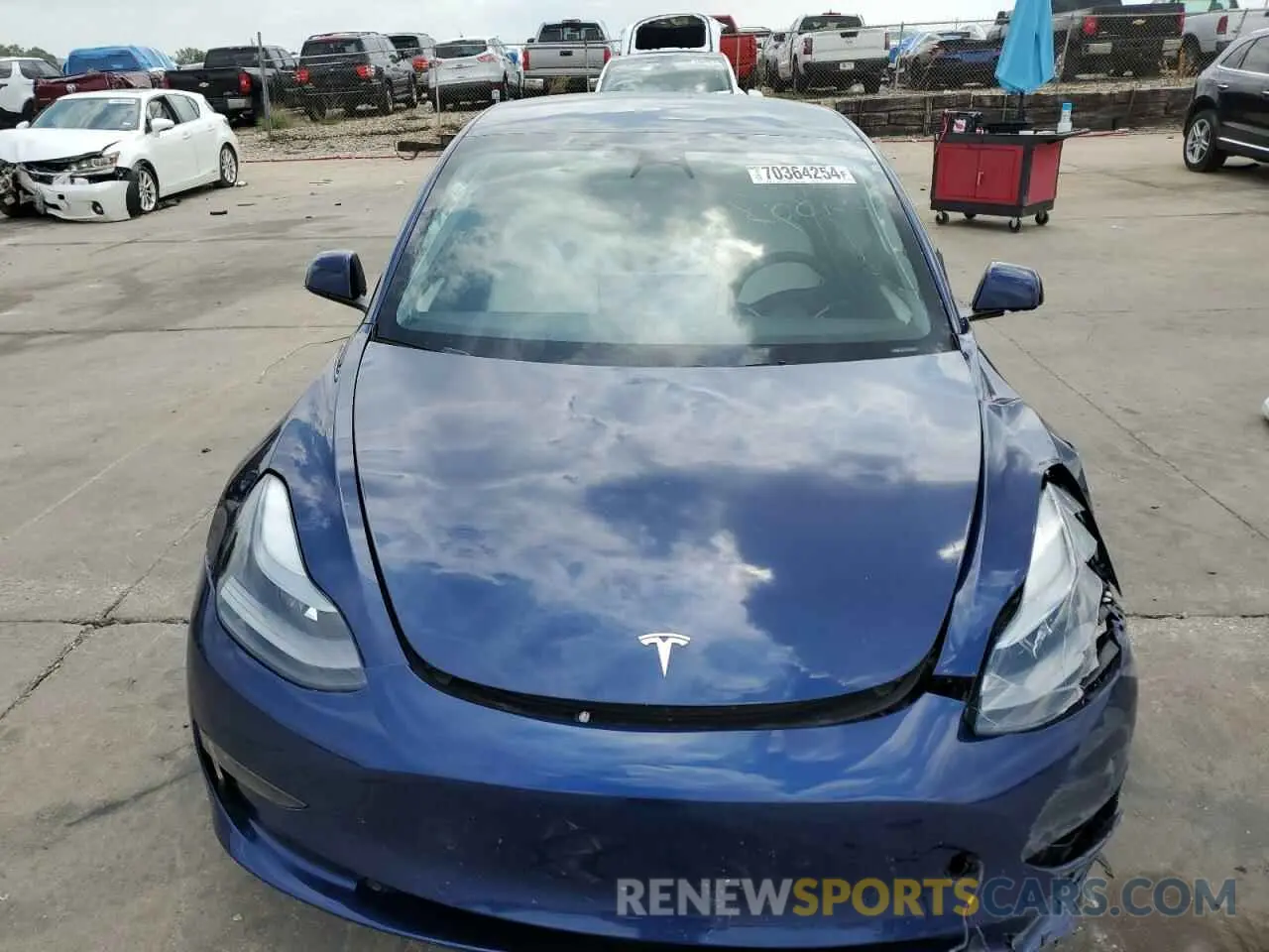 5 Photograph of a damaged car 5YJ3E1EC5NF198011 TESLA MODEL 3 2022