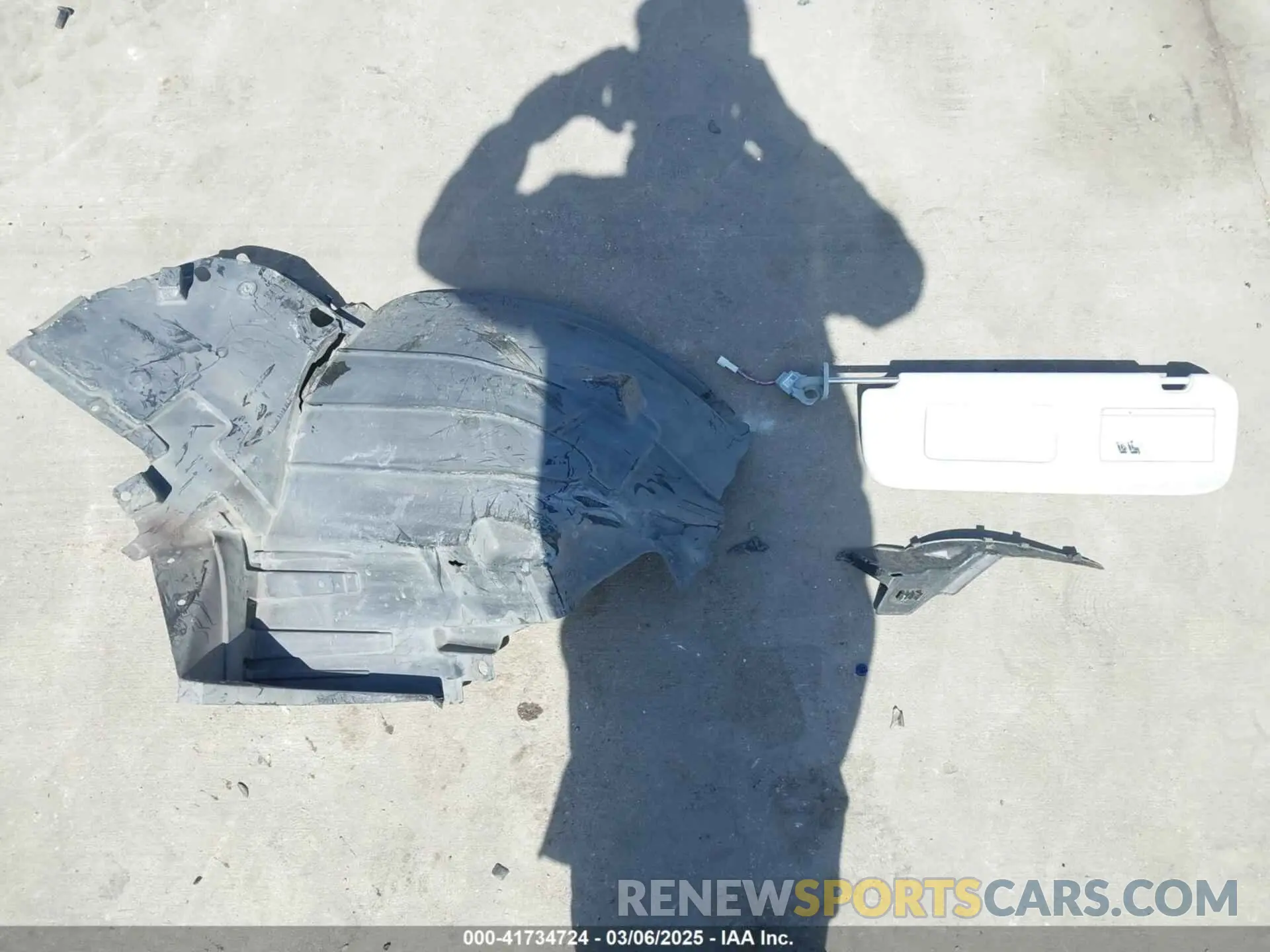 11 Photograph of a damaged car 5YJ3E1EC6NF104475 TESLA MODEL 3 2022