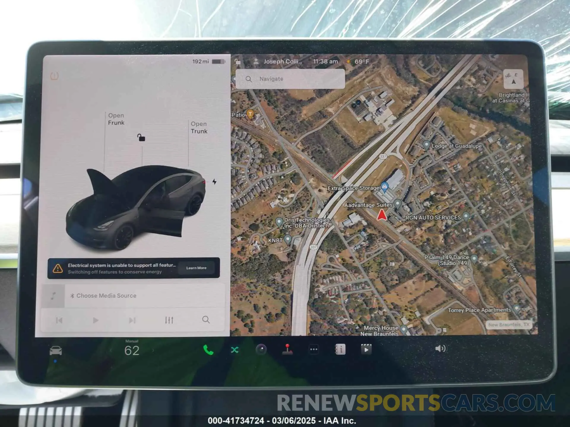 18 Photograph of a damaged car 5YJ3E1EC6NF104475 TESLA MODEL 3 2022