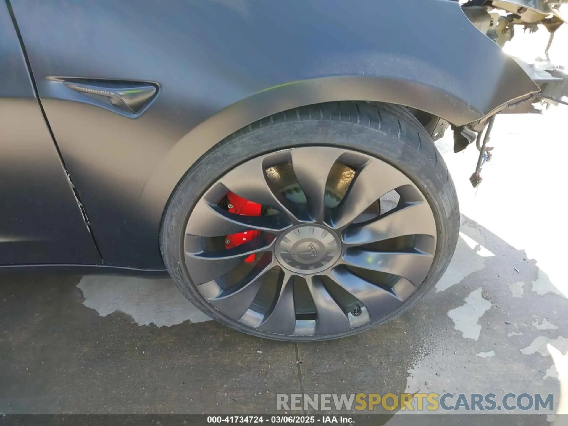 21 Photograph of a damaged car 5YJ3E1EC6NF104475 TESLA MODEL 3 2022