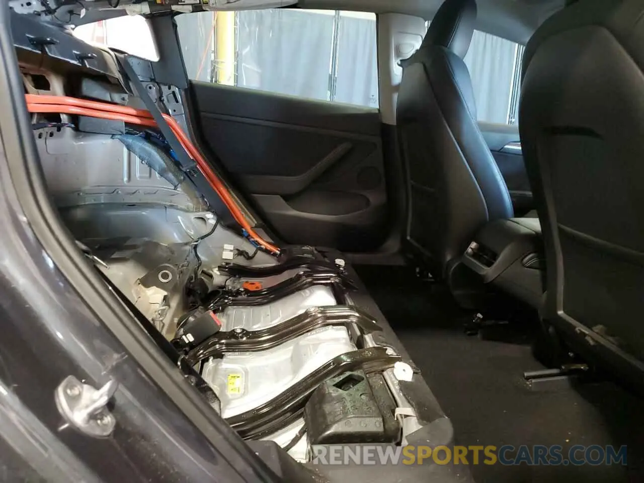10 Photograph of a damaged car 5YJ3E1EC6NF107912 TESLA MODEL 3 2022