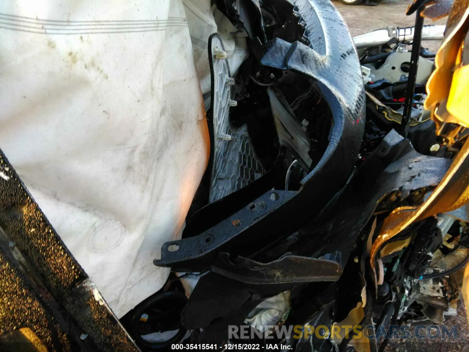 5 Photograph of a damaged car 5YJ3E1EC6NF125276 TESLA MODEL 3 2022