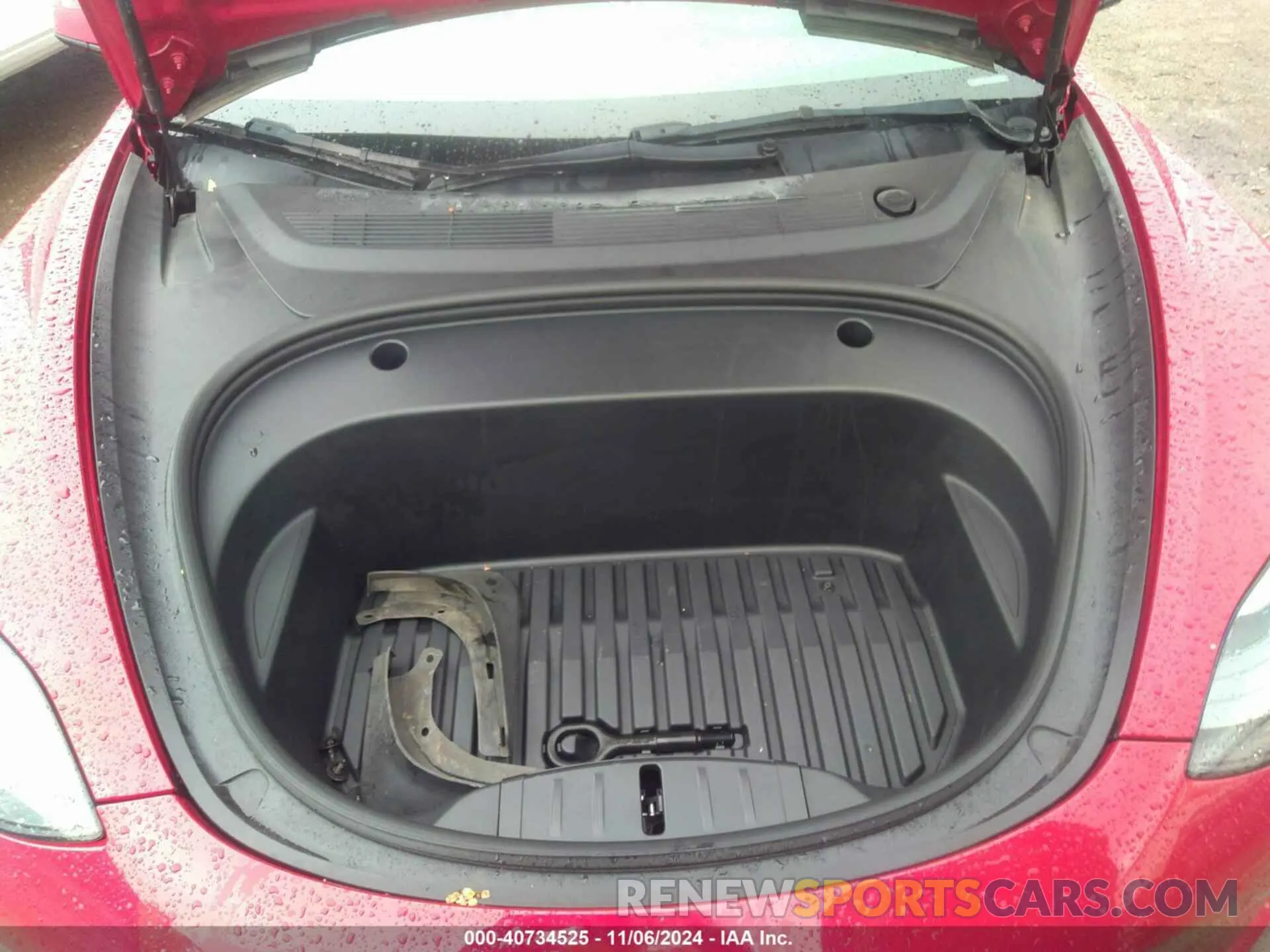10 Photograph of a damaged car 5YJ3E1EC6NF165731 TESLA MODEL 3 2022