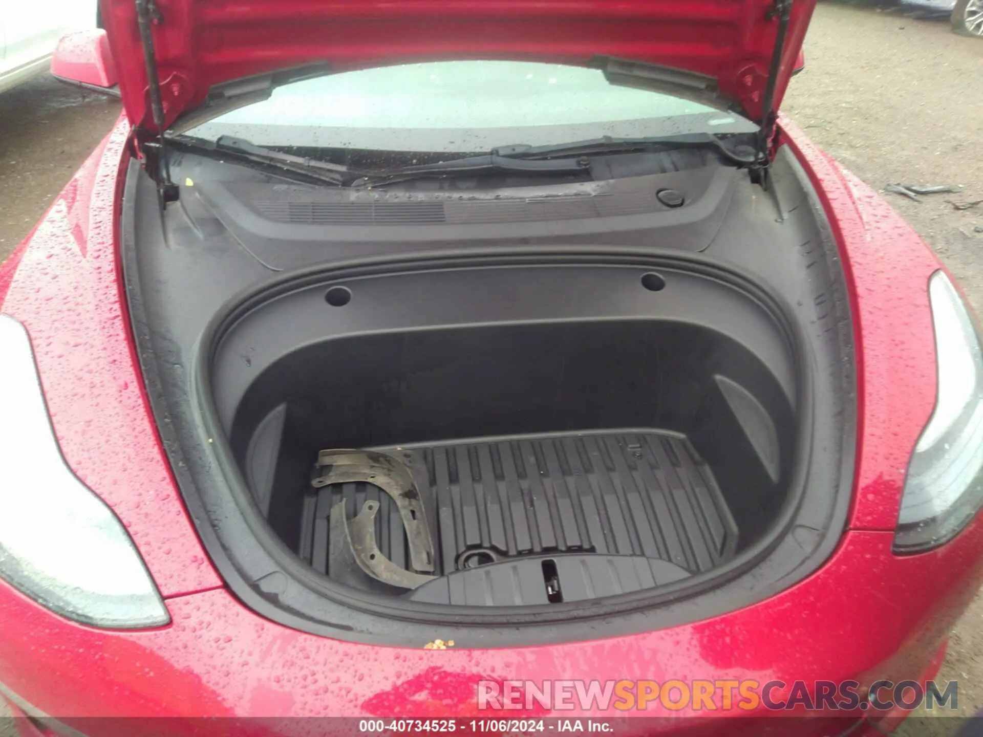 19 Photograph of a damaged car 5YJ3E1EC6NF165731 TESLA MODEL 3 2022