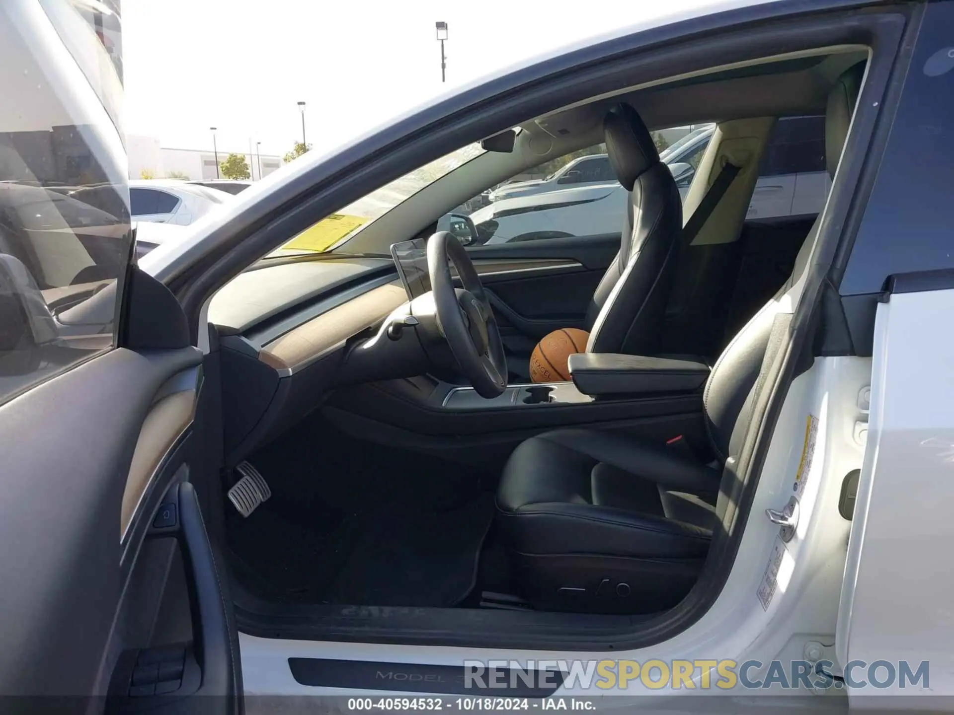 5 Photograph of a damaged car 5YJ3E1EC6NF204141 TESLA MODEL 3 2022