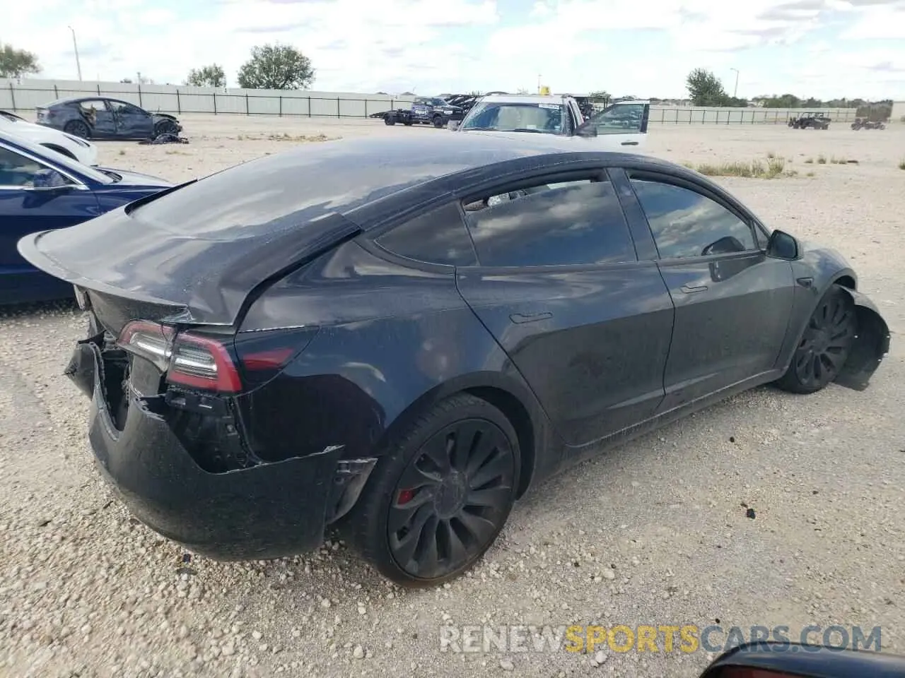 3 Photograph of a damaged car 5YJ3E1EC6NF264758 TESLA MODEL 3 2022