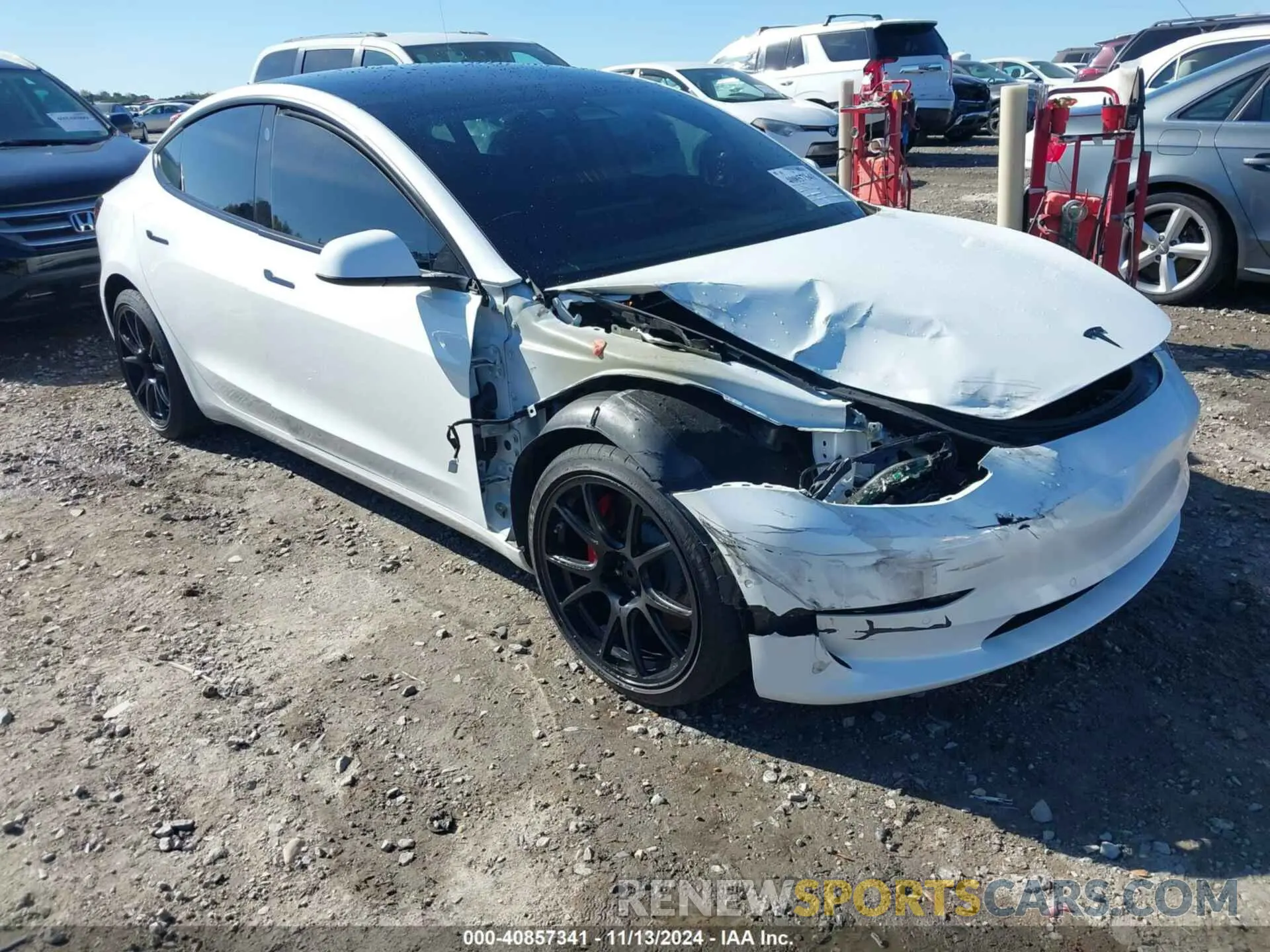 1 Photograph of a damaged car 5YJ3E1EC6NF342892 TESLA MODEL 3 2022