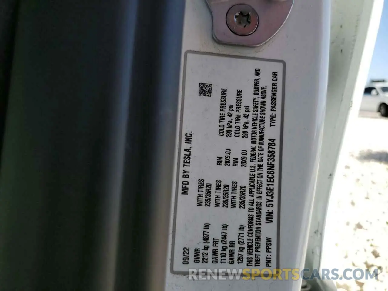 15 Photograph of a damaged car 5YJ3E1EC6NF358784 TESLA MODEL 3 2022