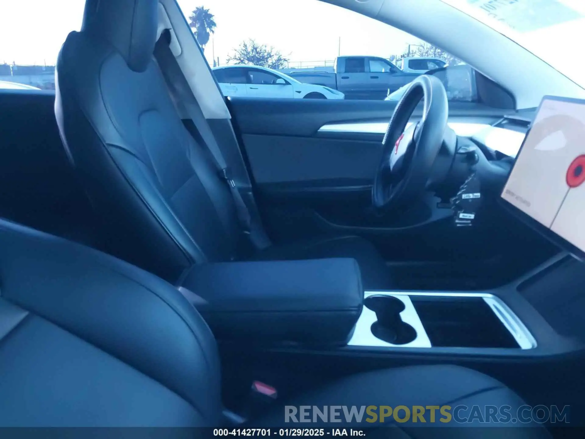 5 Photograph of a damaged car 5YJ3E1EC7NF137744 TESLA MODEL 3 2022