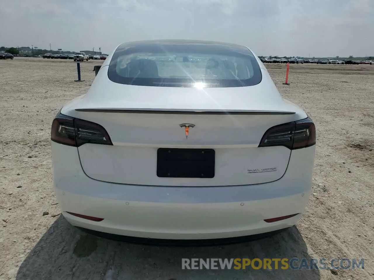 6 Photograph of a damaged car 5YJ3E1EC7NF138313 TESLA MODEL 3 2022