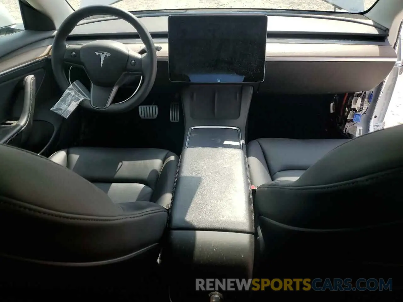 8 Photograph of a damaged car 5YJ3E1EC7NF138313 TESLA MODEL 3 2022