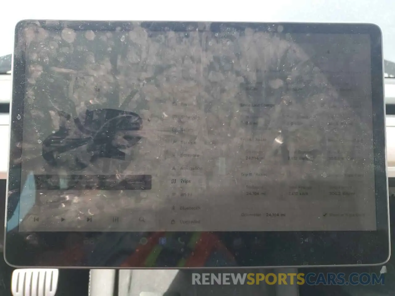 9 Photograph of a damaged car 5YJ3E1EC7NF268284 TESLA MODEL 3 2022
