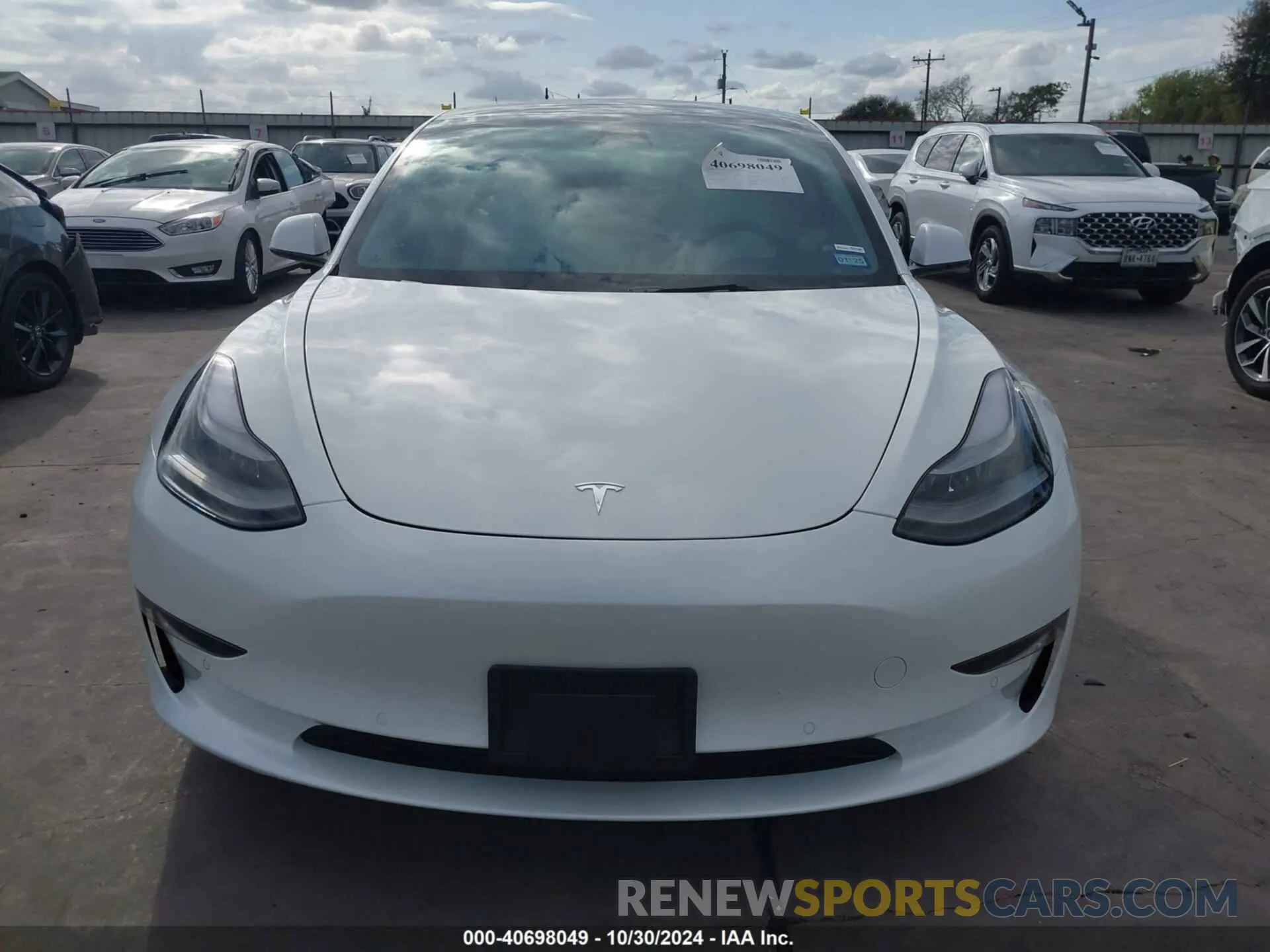 12 Photograph of a damaged car 5YJ3E1EC8NF163155 TESLA MODEL 3 2022
