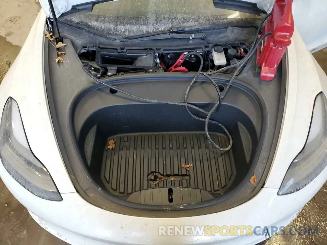 11 Photograph of a damaged car 5YJ3E1EC8NF200530 TESLA MODEL 3 2022