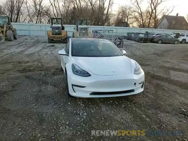 13 Photograph of a damaged car 5YJ3E1EC8NF200530 TESLA MODEL 3 2022