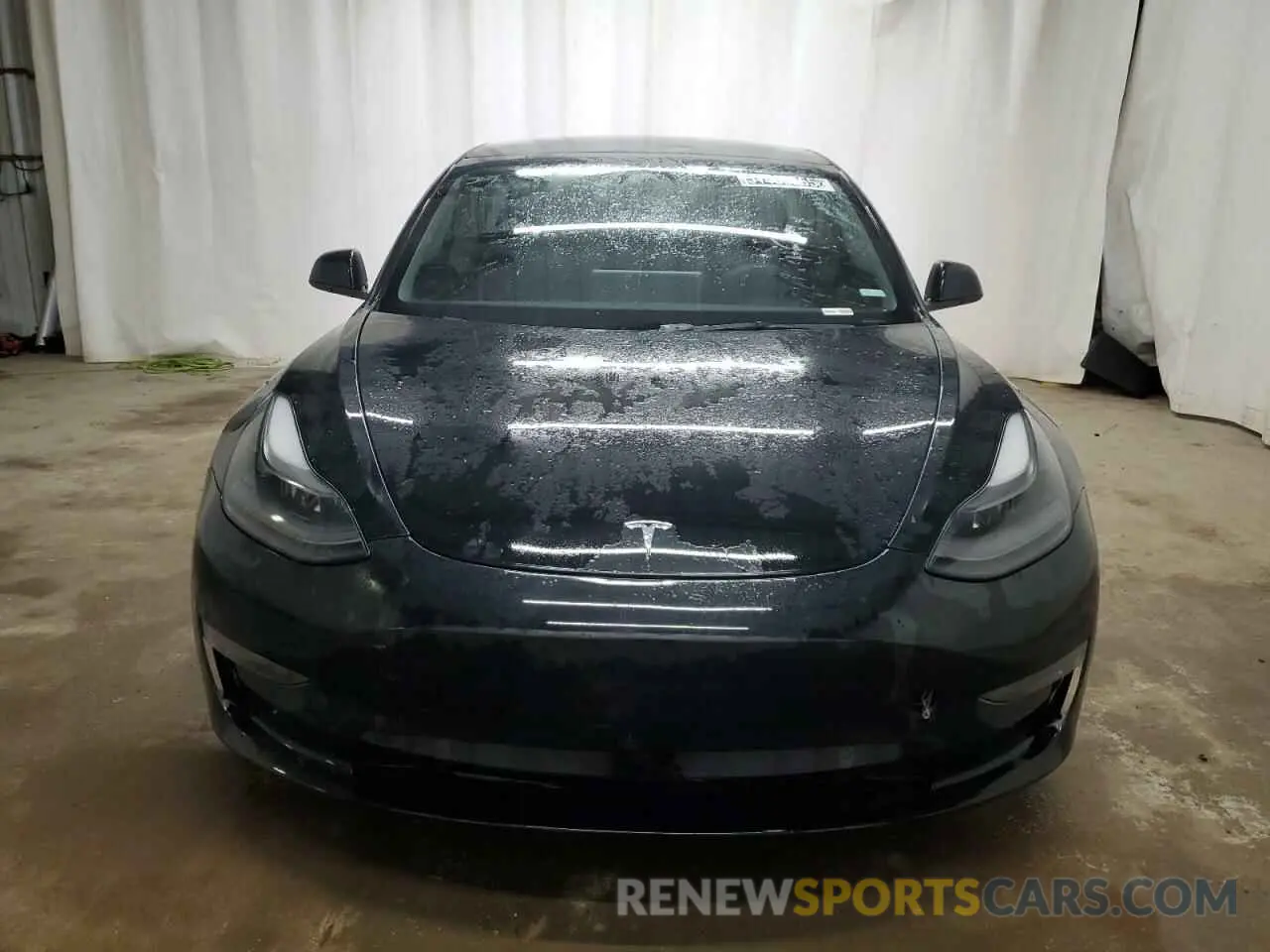 5 Photograph of a damaged car 5YJ3E1EC8NF239831 TESLA MODEL 3 2022